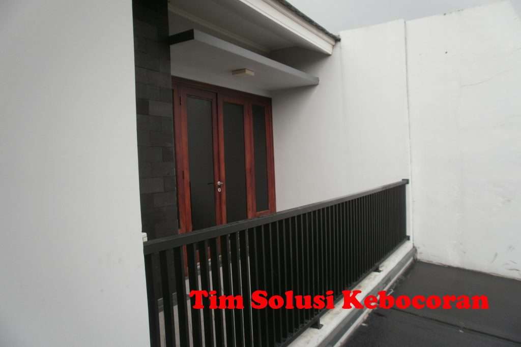 kebocoran dak balkon teras lantai-2